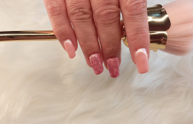  LC Nails Beauty Manucure - Onglerie au Chambon-Feugerolles